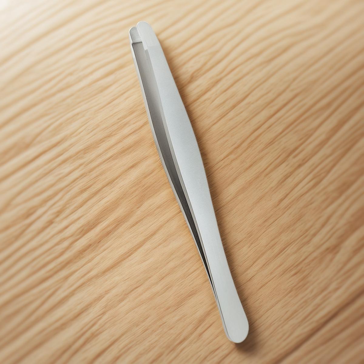 Choosing a Tweezers China Manufacturer for Precision Beauty Tools