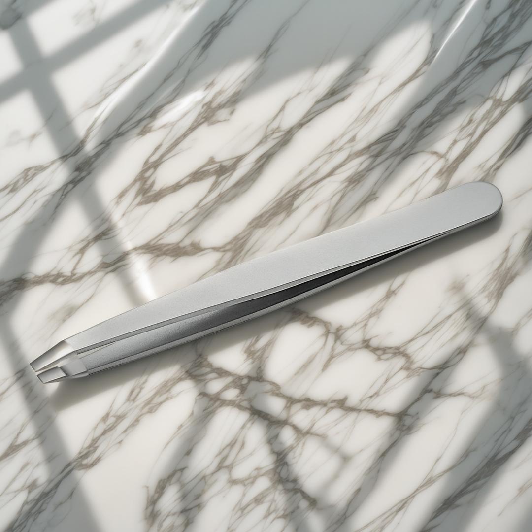 How to Buy Tweezers in Bulk Without Compromising Quality
