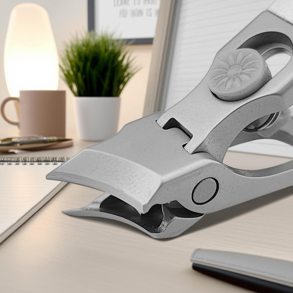 Pedicure Nail Cutter Guide for Clean, Controlled Toenail Trimming